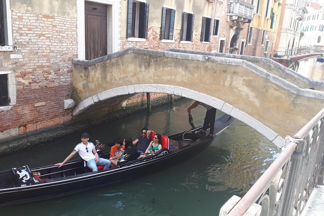 Venice Full-Day private Tour From Milan. Hotel pick up - Quick Takeaways