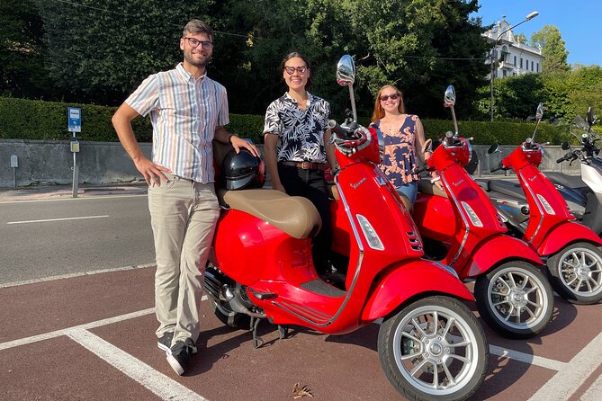 Vespa tour adventure on the lake - Vespa, lake stops, and Villa Carlotta in one smooth loop