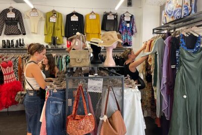 Vintage Shopping Tour in Milan - Via Edmondo de Amicis: where bargain racks usually show up