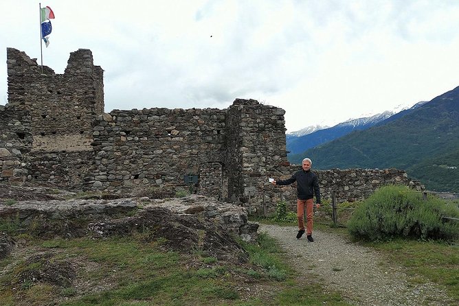 Wine and Food tasting PRIVATE Guided Tour - Castel Grumello Stop: A Quick Castle Break From Wine