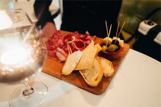 Wine Class and Tasting in Milan - Semi Private tour - Who this wine class suits best (and who might want a different plan)